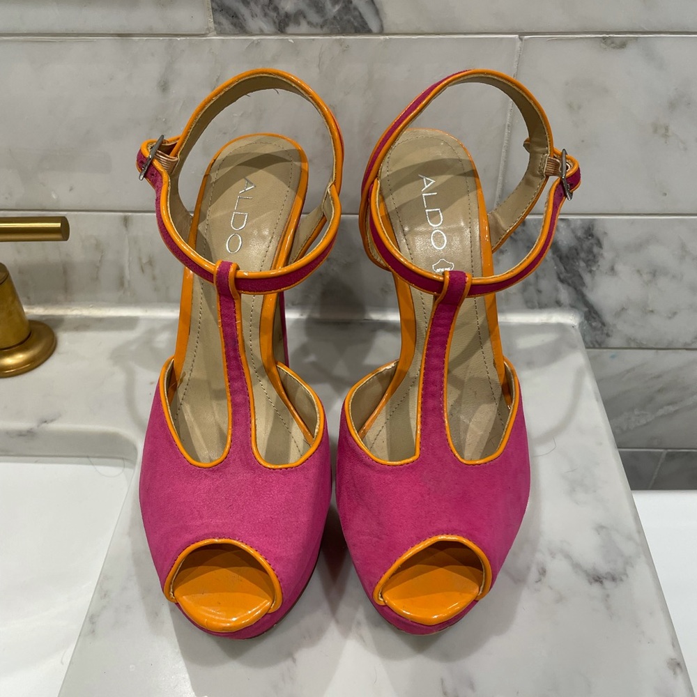 Aldo pink t-strap high heel sandals with orange piping, size 38.